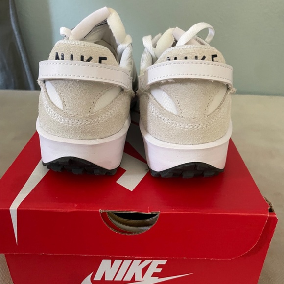 Nike Waffle Debut - Picture 8 of 10